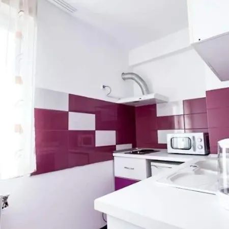 Luxorvilla Szálloda