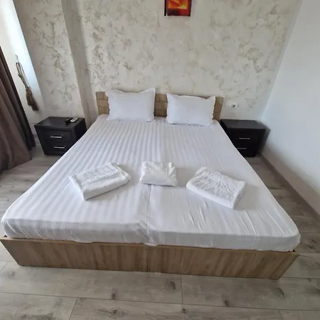 Studioapartment Luxor Hotell 3*