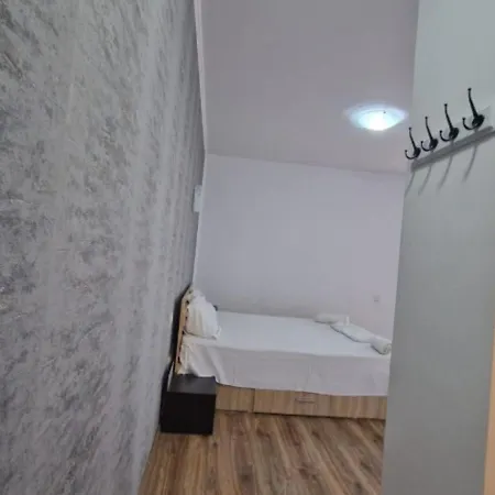 Studioapartment Luxor 3*